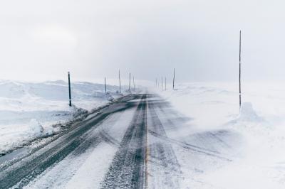 Print art: Wind and snow on Norwegian road